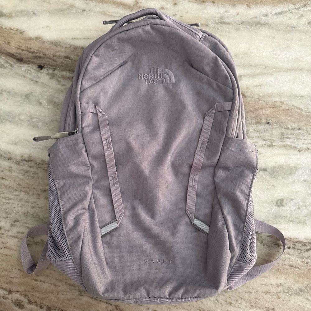 The North Face Women's Vault Everyday Laptop Backpack Minimal Grey Dark Heather